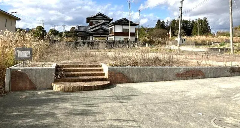 Slide 0