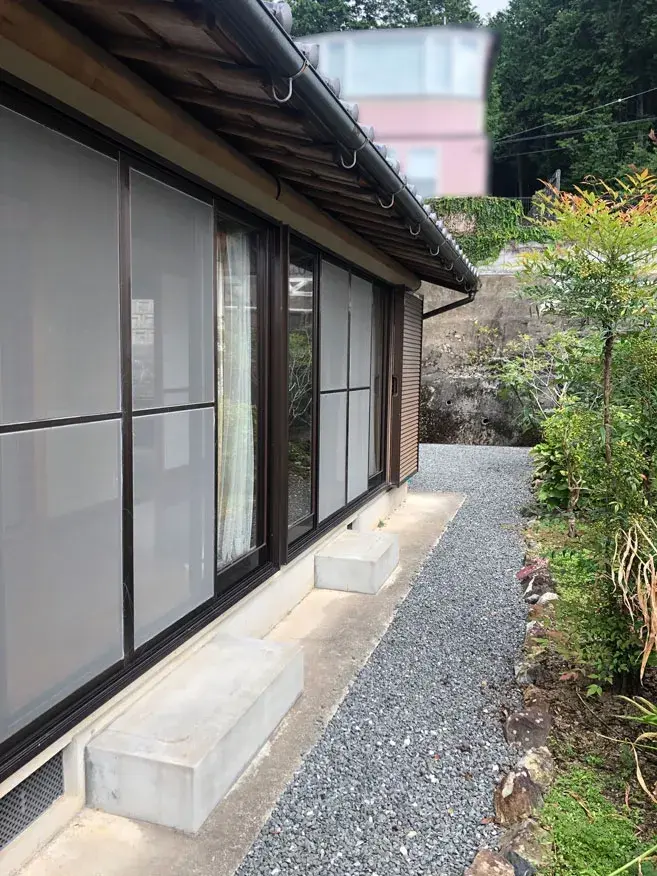 Slide 4
