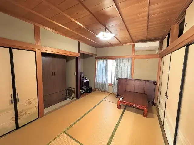 Slide 6