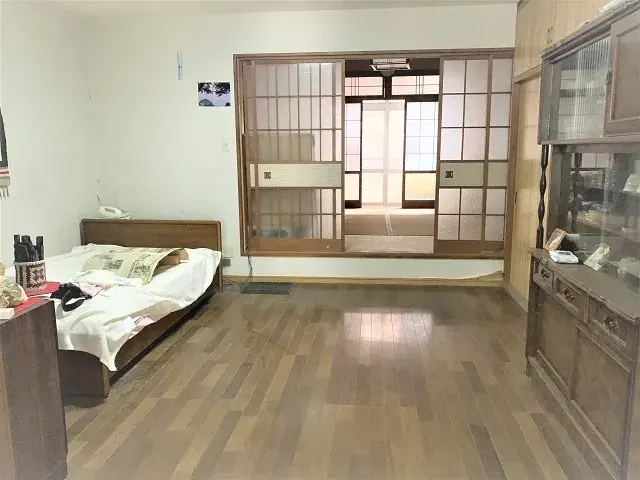 Slide 4
