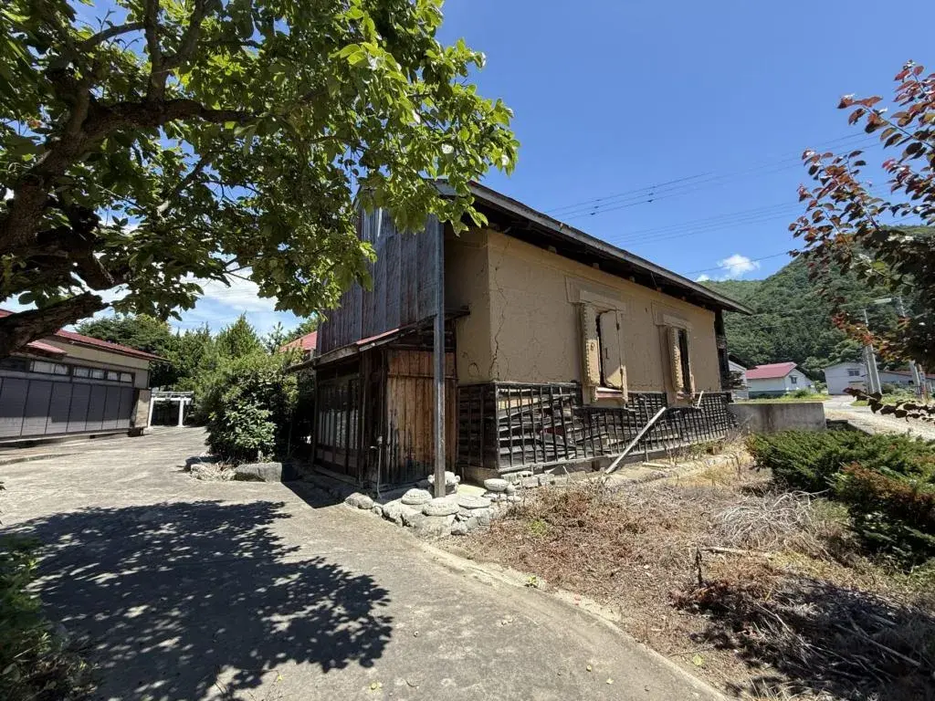 Slide 1