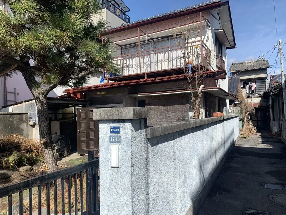 Slide 0