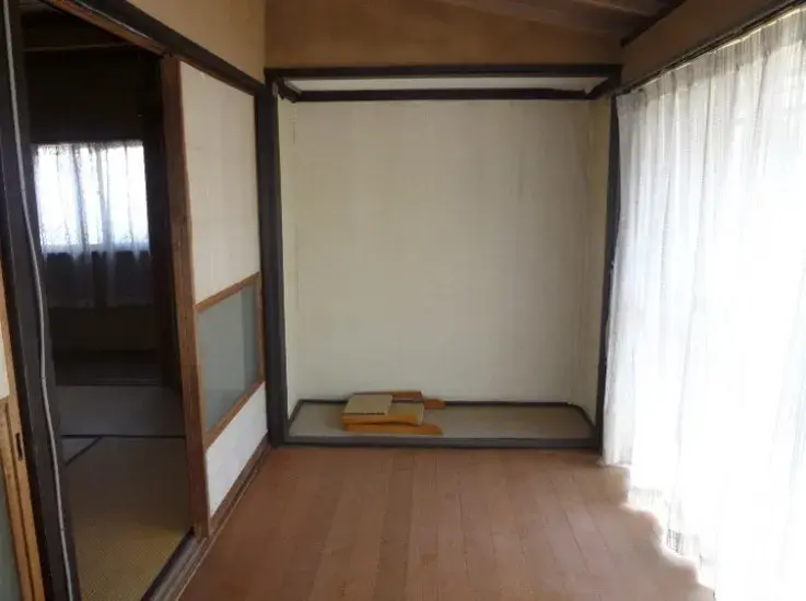 Slide 4