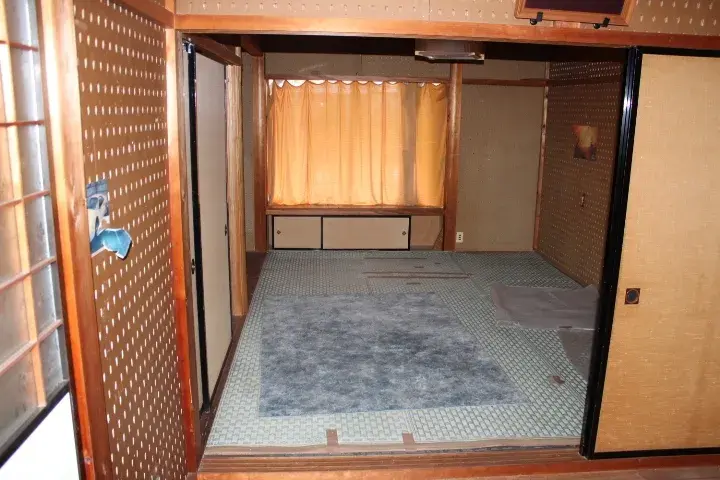 Slide 4
