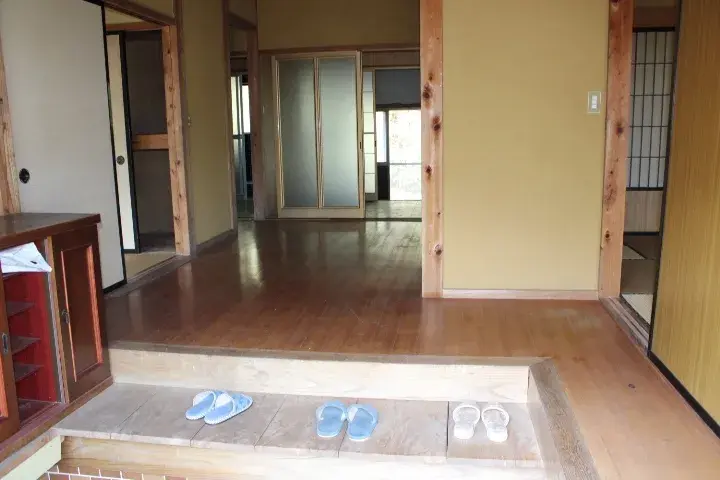 Slide 6