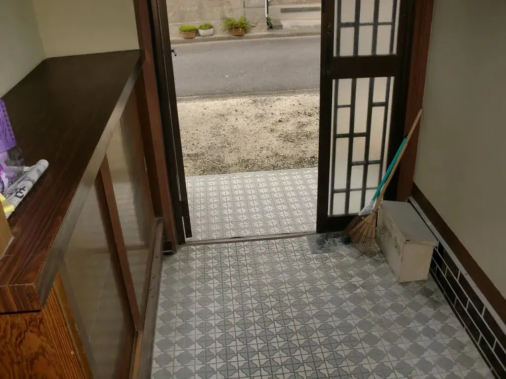 Slide 4