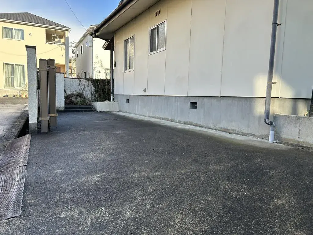 Slide 4
