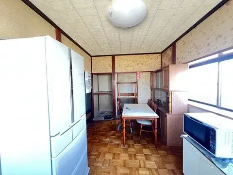 Slide 4
