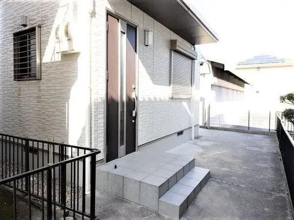 Slide 4