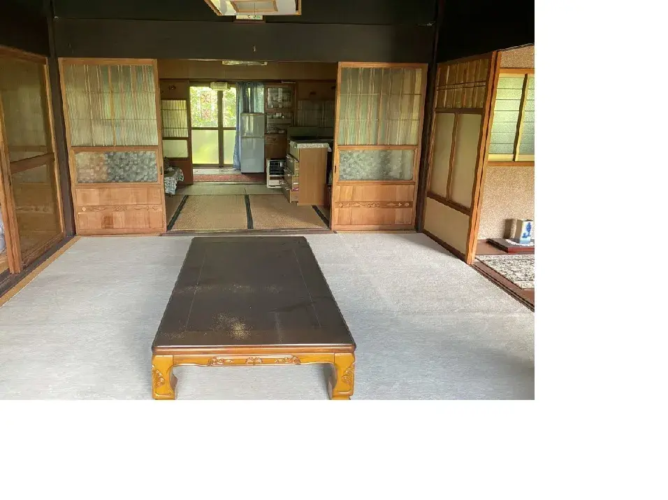 Slide 4