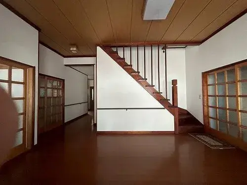 Slide 4