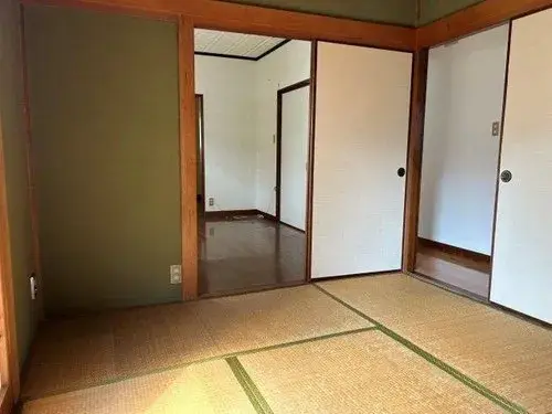 Slide 4