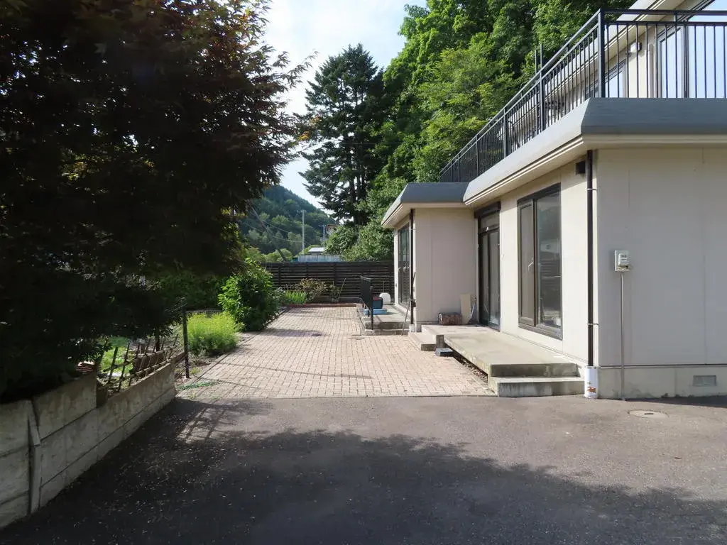 Slide 7