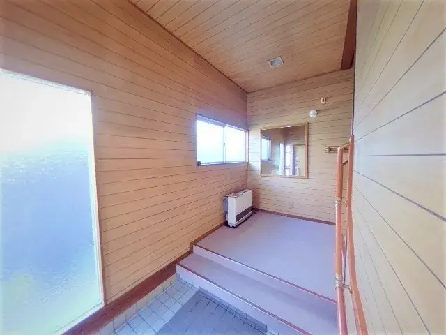 Slide 4