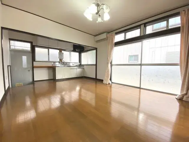 Slide 4