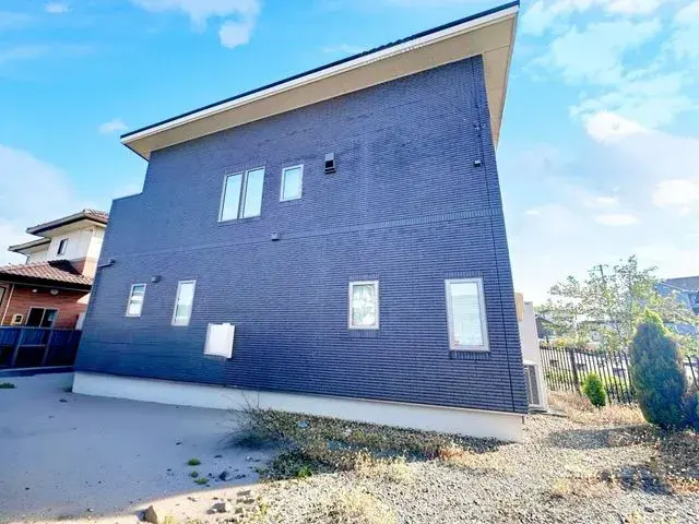 Slide 4