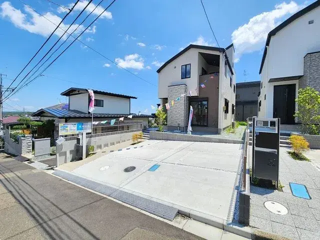 Slide 4