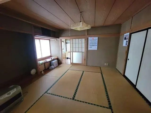 Slide 8
