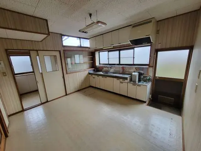 Slide 9