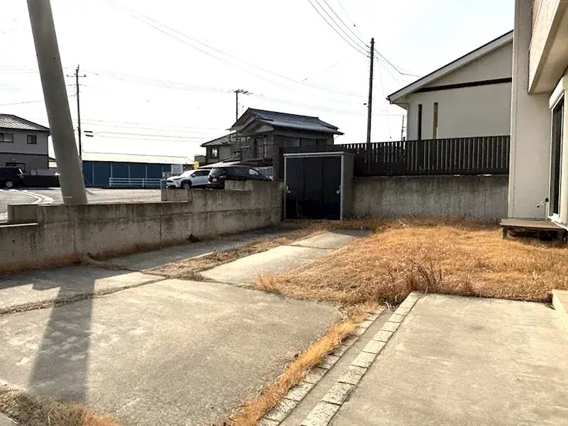 Slide 4
