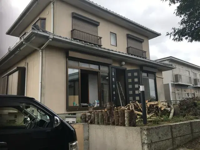Slide 0
