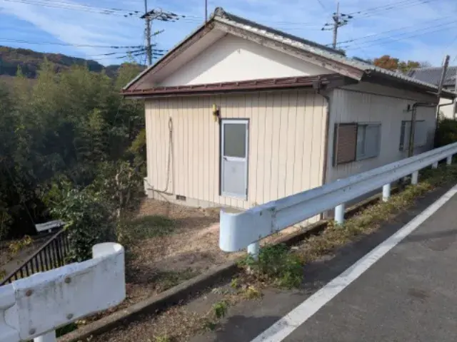 Slide 4