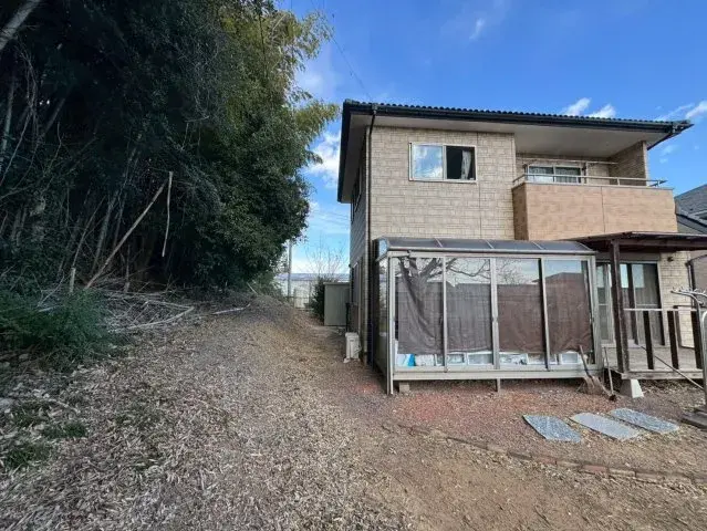 Slide 10