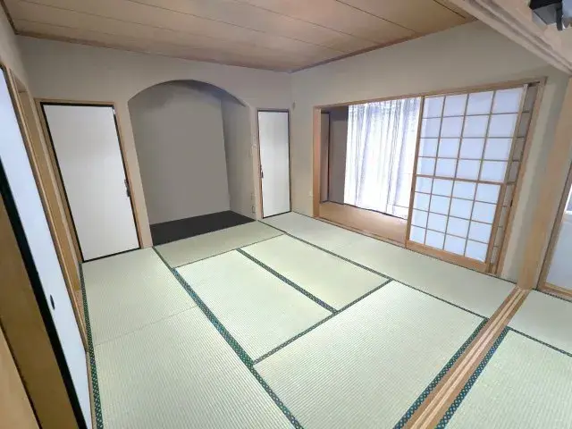 Slide 4