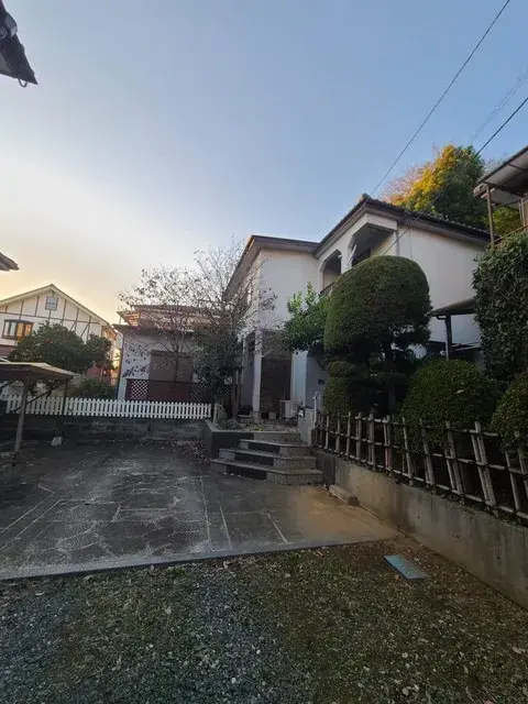 Slide 0