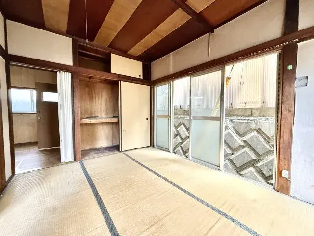 Slide 4