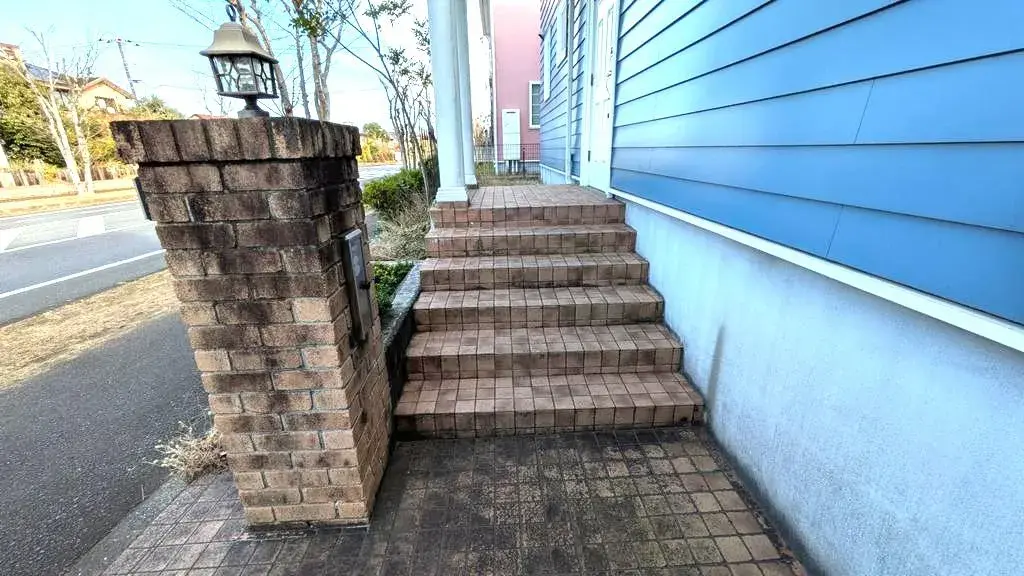 Slide 4
