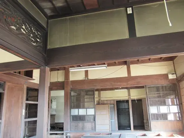Slide 4
