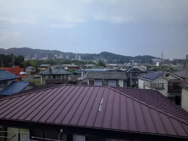 Slide 4