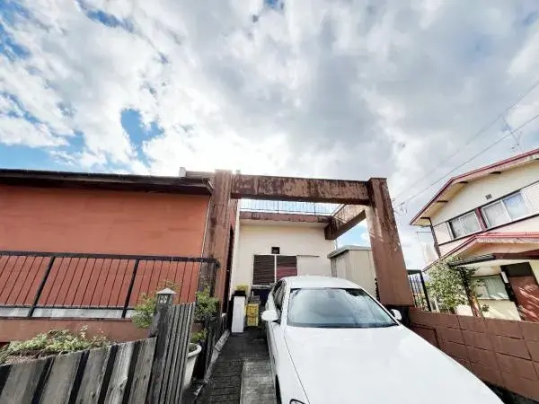 Slide 4