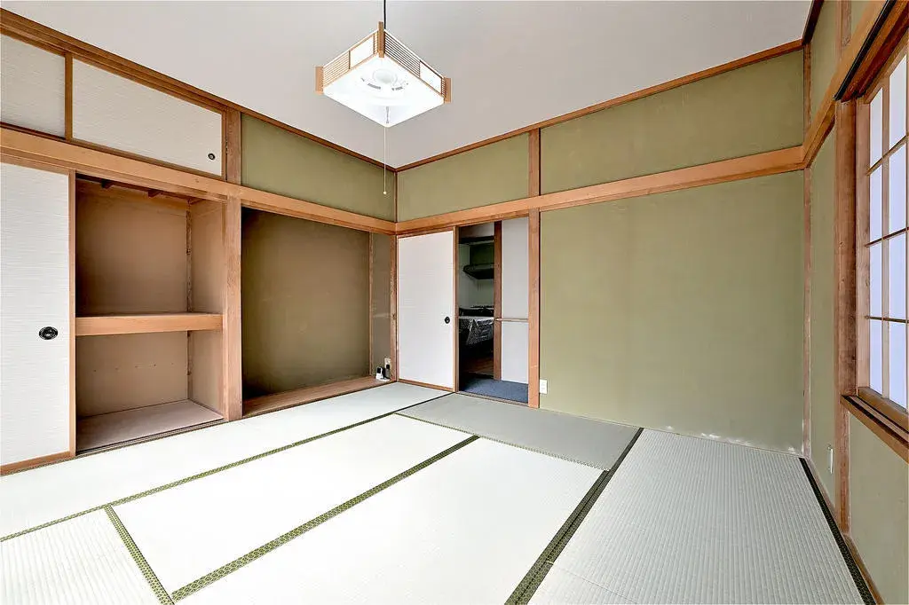 Slide 4