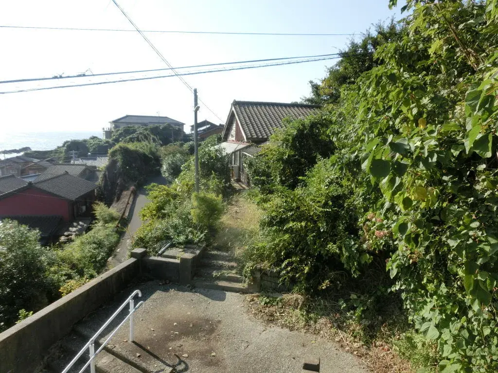 Slide 4