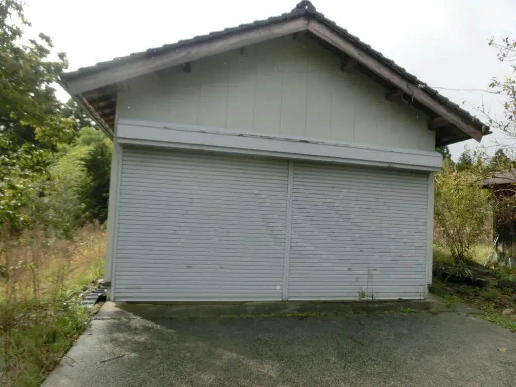 Slide 4