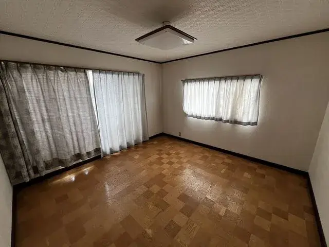 Slide 4