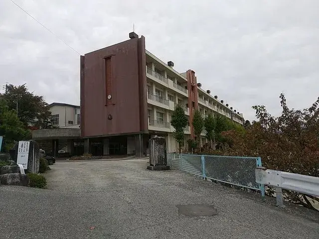 Slide 4