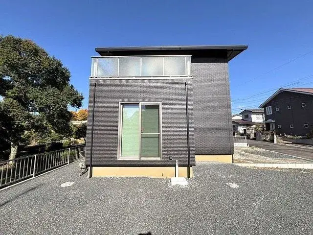 Slide 4