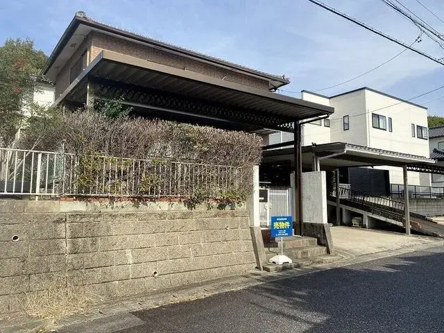 Slide 4