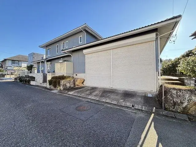 Slide 4