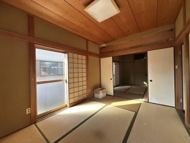 Slide 4