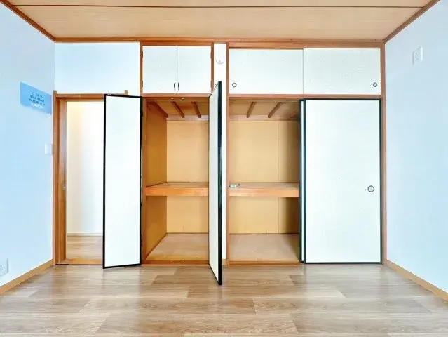 Slide 0