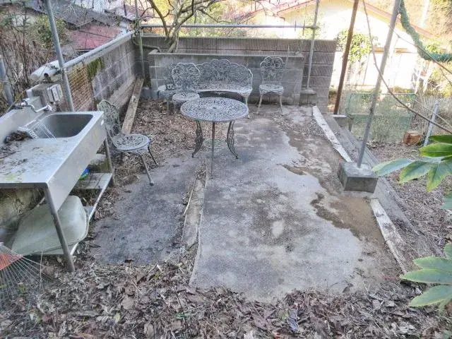 Slide 4