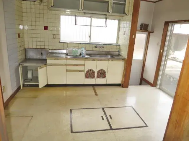 Slide 10