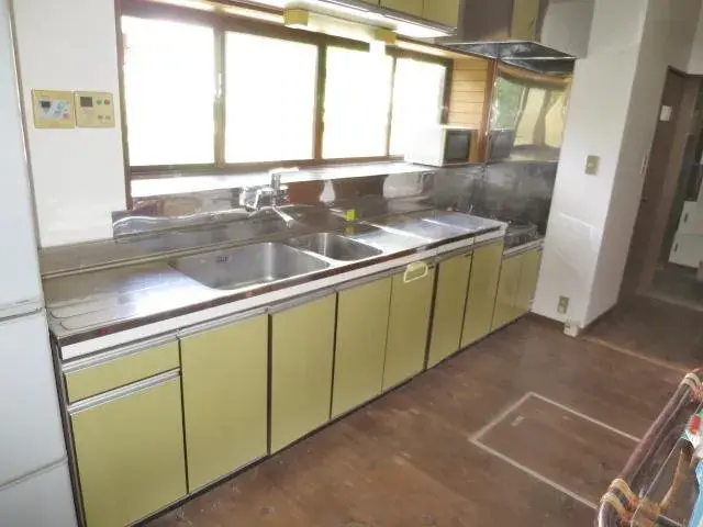 Slide 9