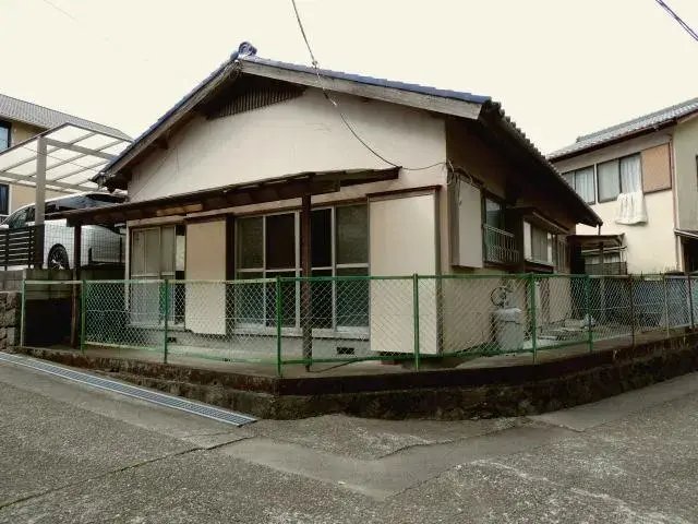 Slide 0