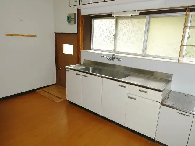 Slide 10