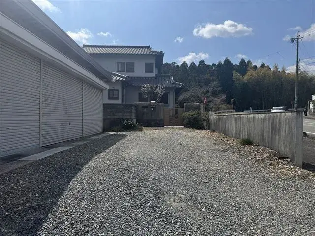 Slide 4